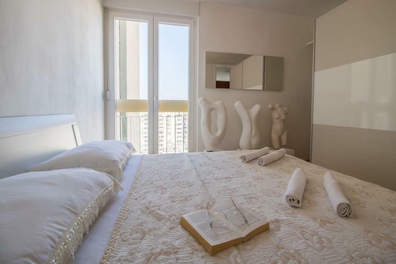 Leilani -Stunning View Apartment Near The Center! สปลิท ภายนอก รูปภาพ